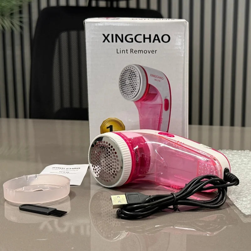 XINGCHAO Lint Remover AD-218 Pink White Portable Fabric Shaver USB Rechargeable with 3 Steel Blades